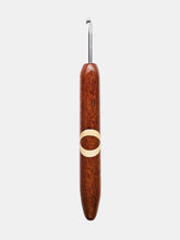 04.00mm Lacewood + Holly XO Metal Crochet Hook (Item #120)