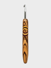 06.00mm Zebrawood + Purpleheart / Yellowheart XO Metal Crochet Hook (Item #93)