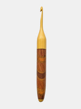 05.00 Welsummer Chevron Crochet Hook (Item #176)