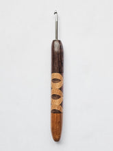04.00mm Wenge + Purpleheart / Walnut / Ash Zigzag + Light Roasted Maple Metal Crochet Hook (Item #197)