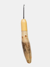 03.00mm Yellowheart + Driftwood Metal Crochet Hook (Item #197)