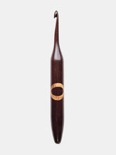 06.00mm Dark Roasted Maple + Spalted Maple XO Crochet Hook (Item #229)