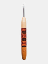 04.00mm Maple + Lacewood / Tarara / Padauk / Dark Roasted Maple Zigzag Metal Crochet Hook (Item #143)