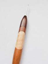02.25mm Dark Roasted Maple + Osage Orange + Maple Art Deco CLOVER Metal Crochet Hook (Item #150)