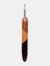 05.00mm Tigerwood + Zebrawood + Maple + Dark Roasted Maple Art Deco Metal Crochet Hook (Item #109)