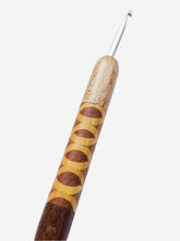 04.50mm Birdseye Maple + Canary / Yellowheart / Tarara Retro + Lacewood CLOVER Metal Crochet Hook - SECONDS SALE (Item #172)