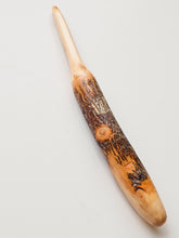 09.00mm Woodsy Crochet Hook (Item #241)