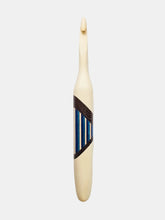 08.00mm Ermine Ameraucana Crochet Hook (Item #199)