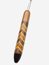 05.50mm Light Roasted Maple + Walnut / Osage Orange / Yellowheart Chevron + Dark Roasted Maple Metal Crochet Hook - SECONDS SALE (Item #129)