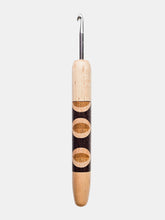 05.00mm Maple + Wenge / Limba / Maple Zigzag Metal Crochet Hook (Item #142)