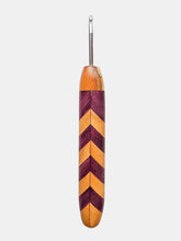 04.00mm Osage Orange + Purpleheart Chevron Metal Crochet Hook (Item #184)