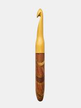 12.00mm Welsummer Chevron Crochet Hook (Item #177)