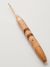 04.00mm Ambrosia Maple + Maple + Zebrawood Diagonal Stripes Crochet Hook (Item #235)