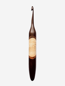 06.00mm Dark Roasted Maple + Zebrawood + Birdseye Maple + Tigerwood Crochet Hook (Item #140)