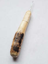 02.00mm Birdseye Maple + Driftwood Metal Crochet Hook (Item #163)