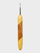 04.50mm Yellowheart + Canary + Osage Orange Art Deco Metal Crochet Hook (Item #109)