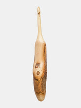 06.00mm Woodsy Crochet Hook (Item #239)