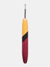04.50mm Yellowheart + Wenge + Purpleheart Metal Crochet Hook (Item #169)