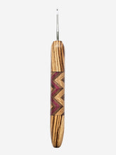 02.00mm Zebrawood + Ash / Walnut / Purpleheart Zigzag Metal Crochet Hook (Item #144)