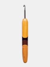 05.00mm Yellowheart + Dark Roasted Maple + Lacewood + Ash Art Deco Metal Crochet Hook (Item #107)