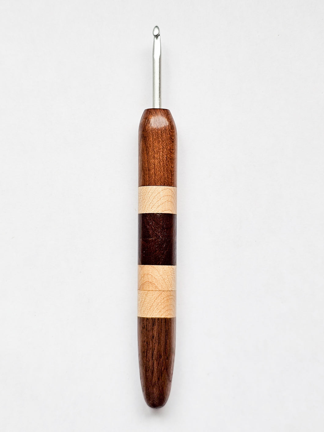 04.50mm Dark Roasted Maple + Maple Walnut CLOVER Metal Crochet Hook (Item #135)