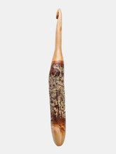 08.00mm Woodsy Crochet Hook (Item #243)