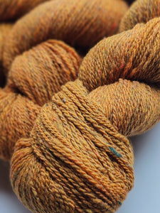 Comfort Read (bibliophile) - 100% Canadian Rambouillet