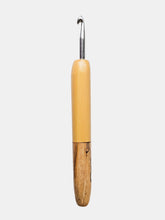 06.00mm Yellowheart + Spalted Maple Metal Crochet Hook (Item #161)