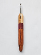 05.00mm Maple + Purpleheart + Tigerwood Metal Crochet Hook (Item #207)