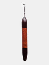 03.00mm Dark Roasted Maple + Tarara Metal Crochet Hook (Item #163)