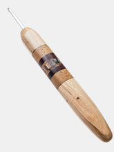 04.00mm Sapphire Olive Egger Metal Crochet Hook (Item #165)