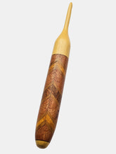 05.00 Welsummer Chevron Crochet Hook (Item #176)