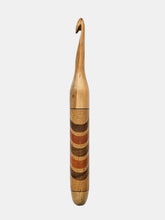 08.50mm Salmon Faverolle Chevron Crochet Hook (Item #233)
