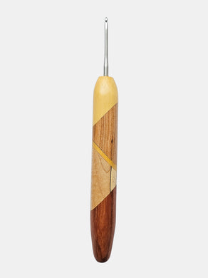 02.25mm Yellowheart + Ash + Spalted Maple + Tigerwood Art Deco CLOVER Metal Crochet Hook (Item #208)