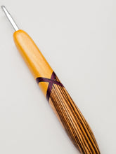 05.00mm Yellowheart + Purpleheart + Zebrawood XO Metal Crochet Hook (Item #123)