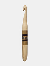 11.50mm Sapphire Olive Egger Crochet Hook (Item #218)