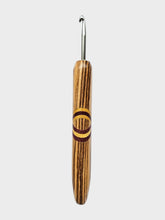 05.00mm Zebrawood + Yellowheart / Purpleheart XO Metal Crochet Hook (Item #90)