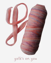 CHICKENS ROVING - Canadian Rambouillet x Finn